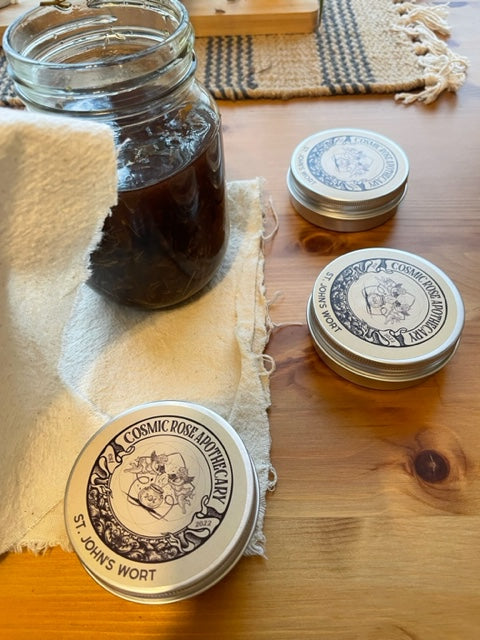 2 oz St Johns Wort Pomada